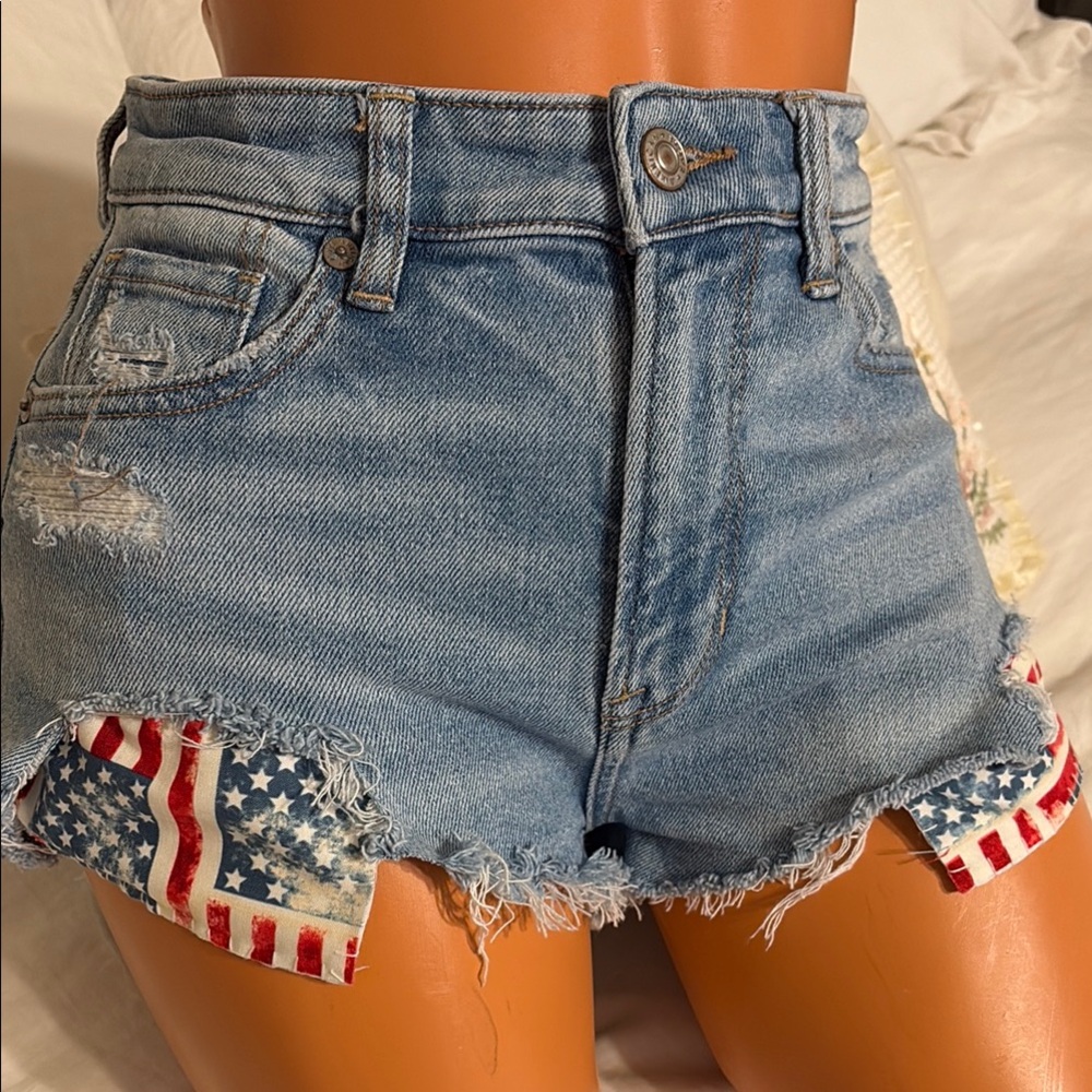 American Eagle Mom Jean Shorts Distressed flag Design size 0